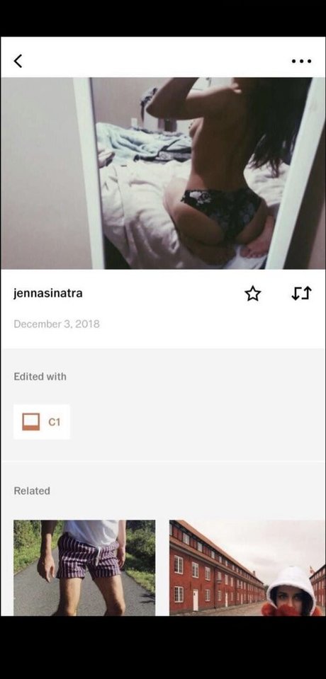 Naakte gelekte OnlyFans-foto van Jenna Sinatra