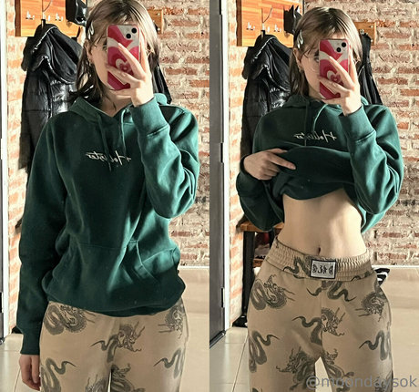 Naakte gelekte OnlyFans-foto van Moondaysok