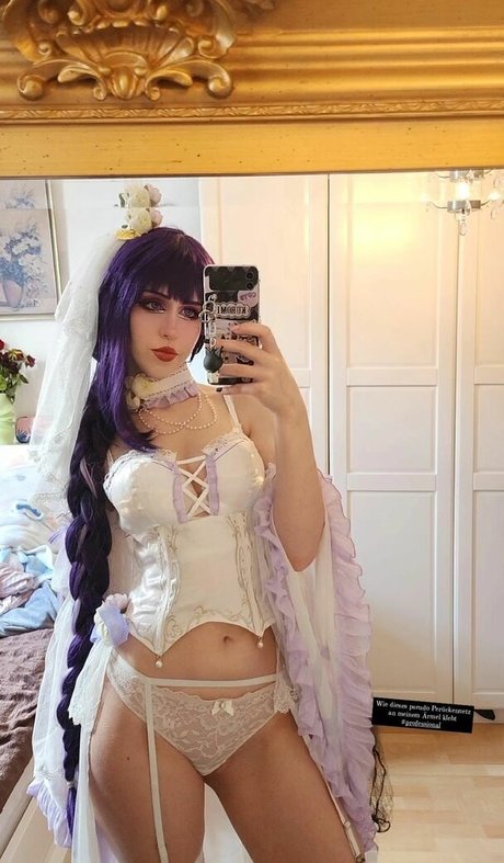 Naakte gelekte OnlyFans-foto van Yuneeko