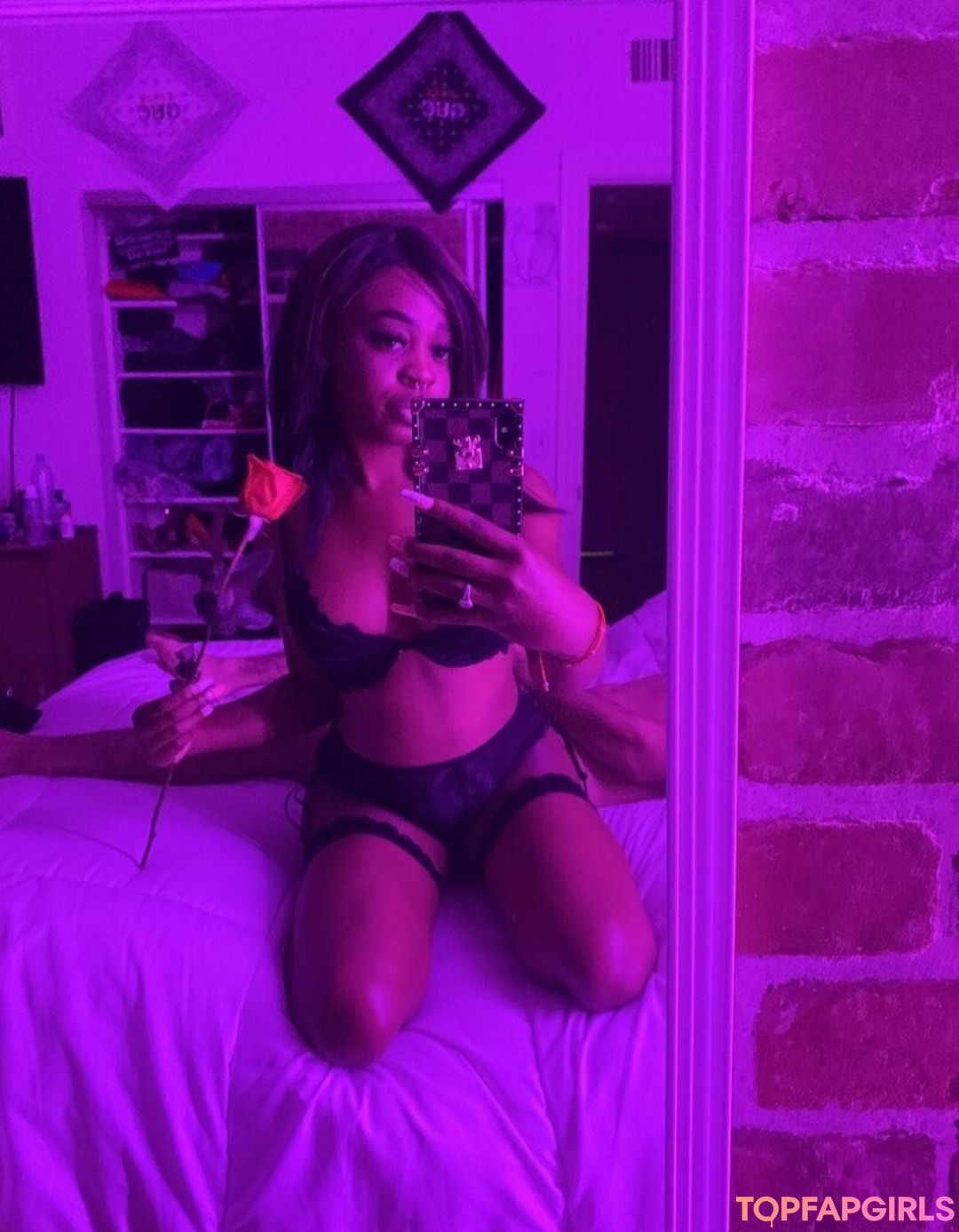 Naakte gelekte OnlyFans-foto van Brittxolondon #21 Naakte gelekte OnlyFans-foto van Brittxolondon #21