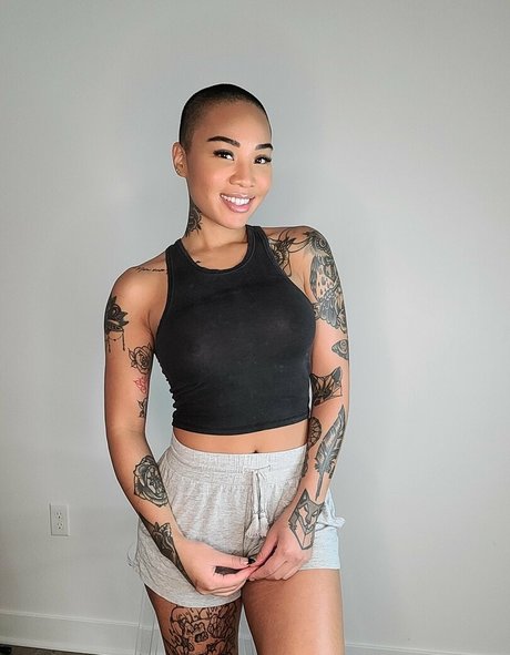 Naakte gelekte OnlyFans-foto van Honeygold