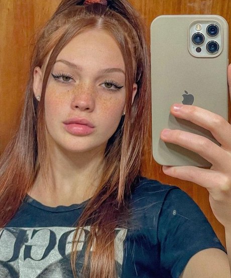 Naakte gelekte OnlyFans-foto van Brimarcos