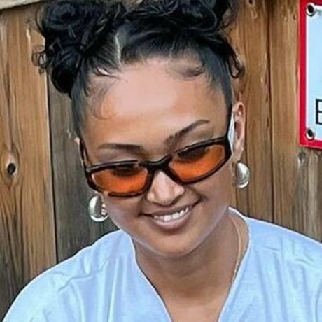 Naakte gelekte OnlyFans-foto van Joy Crookes