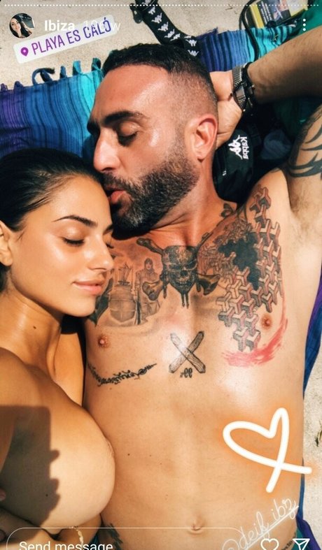 Naakte gelekte OnlyFans-foto van Andreabepe