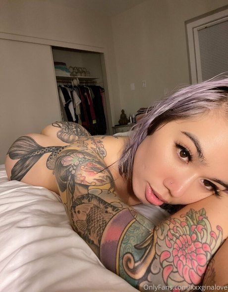 Naakte gelekte OnlyFans-foto van Xxxlovegina