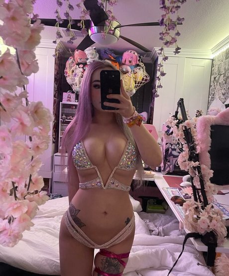 Naakte gelekte OnlyFans-foto van Babykae