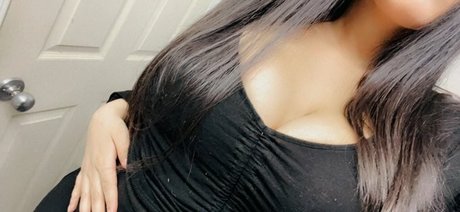 Naakte gelekte OnlyFans-foto van Xchanelrose