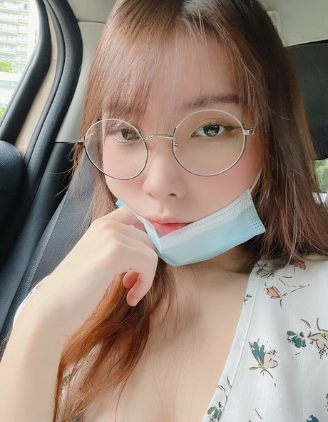 Naakte gelekte OnlyFans-foto van Amberbaby7
