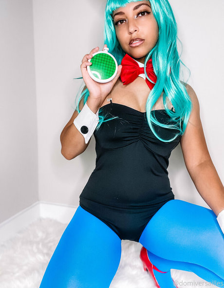 Naakte gelekte OnlyFans-foto van Domi Cosplay