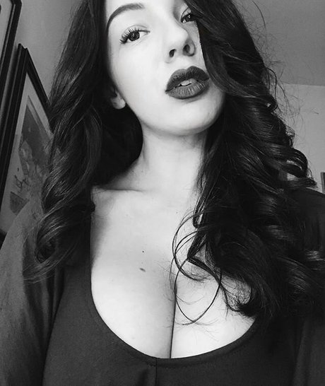 Naakte gelekte OnlyFans-foto van Gianclaudia Di Giacomo