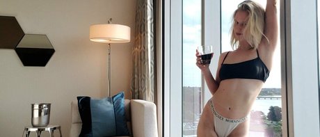 Naakte gelekte OnlyFans-foto van Givetesslove