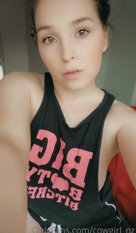 Naakte gelekte OnlyFans-foto van Cowgirlnz