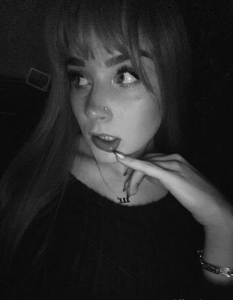 Alinaloveefree