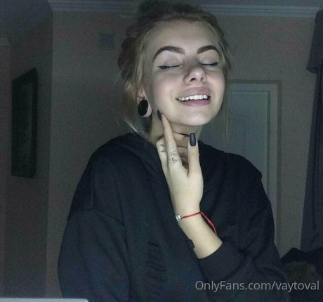 Naakte gelekte OnlyFans-foto van Mallorygrace