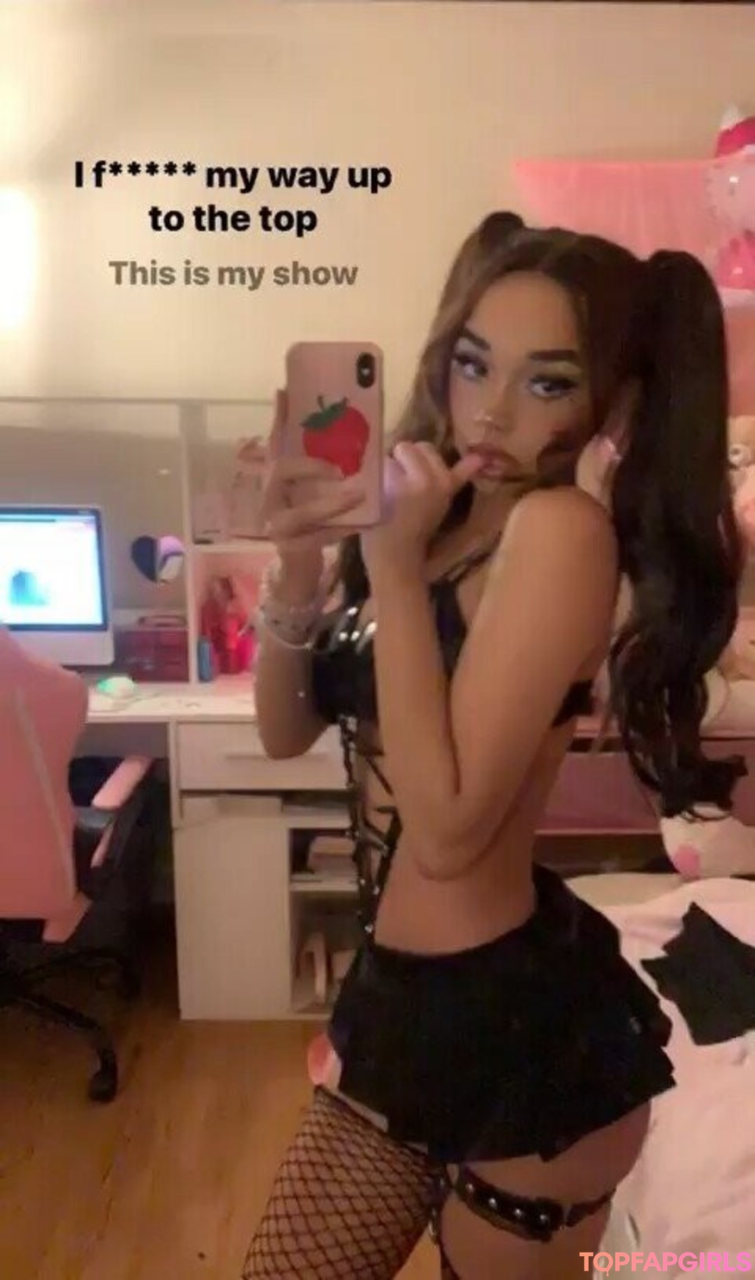 Naakte gelekte OnlyFans-foto van Lapbrat Zowey #6 Naakte gelekte OnlyFans-foto van Lapbrat Zowey #6