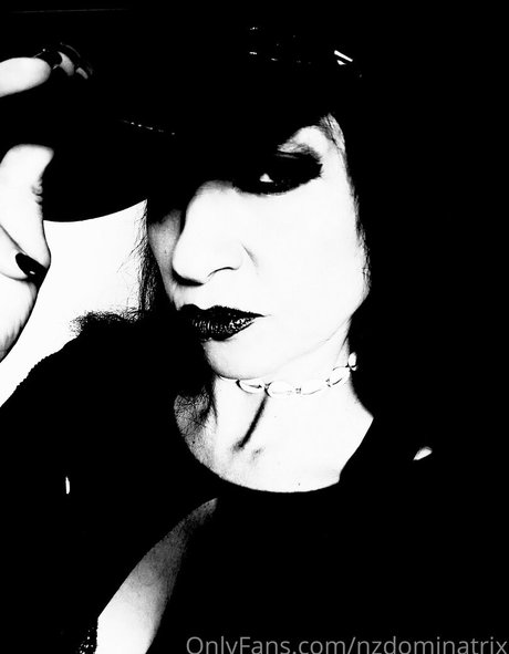 Nzdominatrix