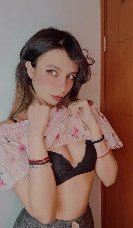 Naakte gelekte OnlyFans-foto van Ary Vilchis