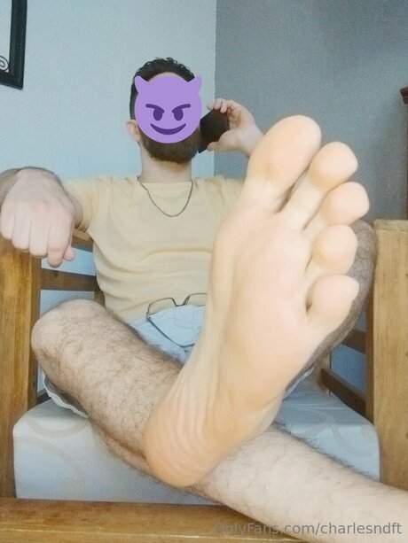 Naakte gelekte OnlyFans-foto van Charlesndft