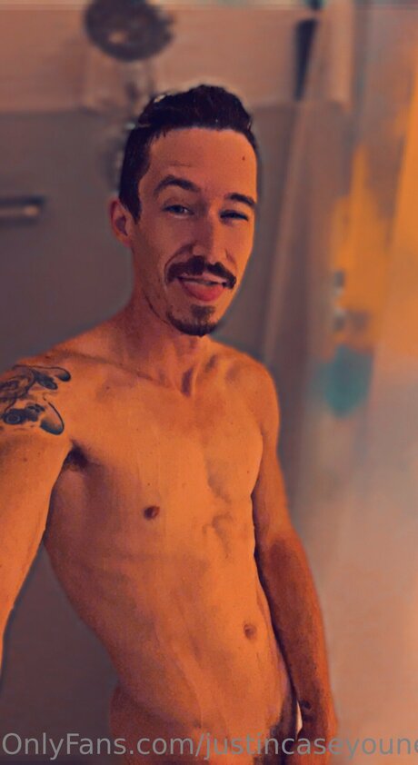 Naakte gelekte OnlyFans-foto van Justincaseyouneedme
