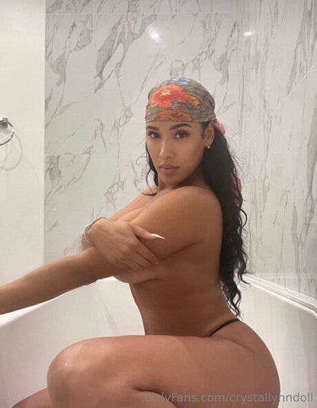 Crystallynndoll