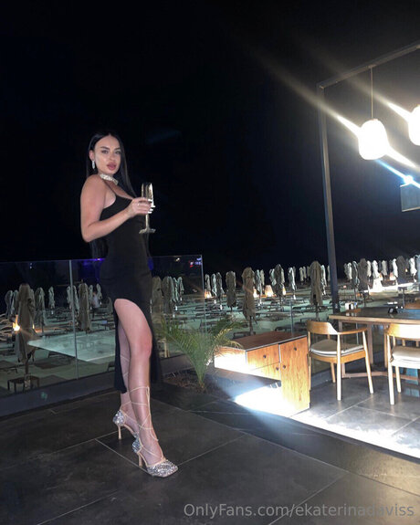 Naakte gelekte OnlyFans-foto van Ekaterinadaviss