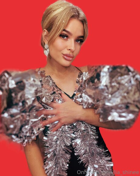 Shine Lia