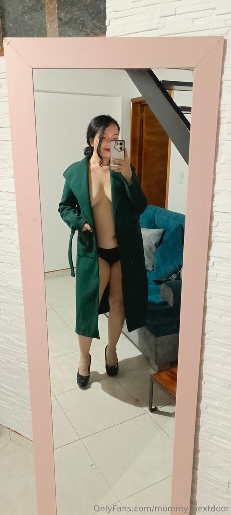 Mommy Nextdoor