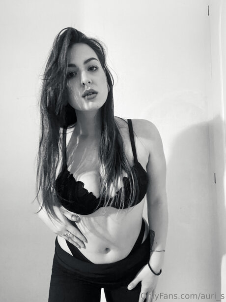 Auri S