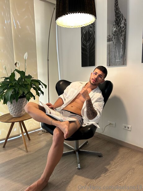 Naakte gelekte OnlyFans-foto van Asolano18