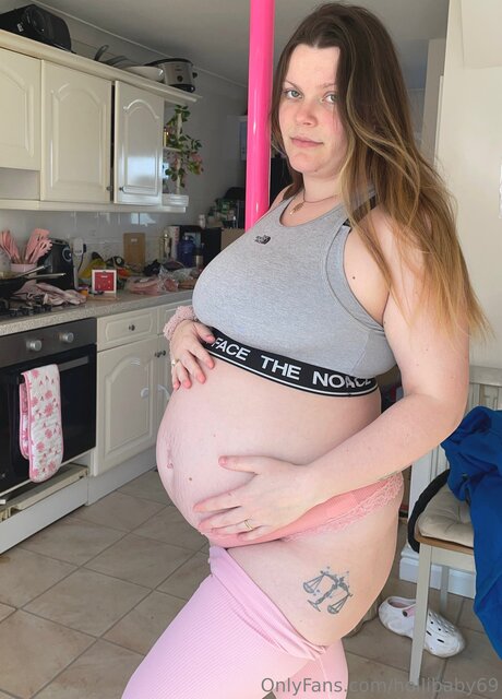 Hollibaby69