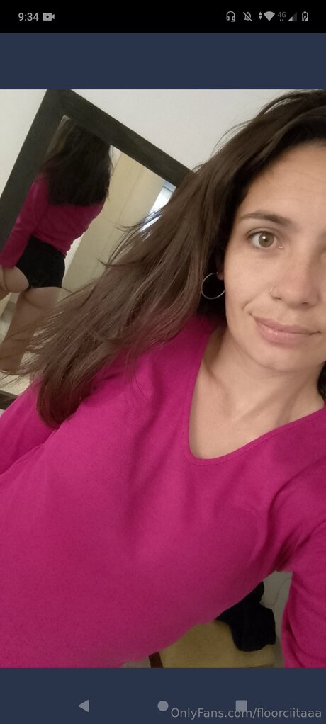 Naakte gelekte OnlyFans-foto van Floorciitaaa