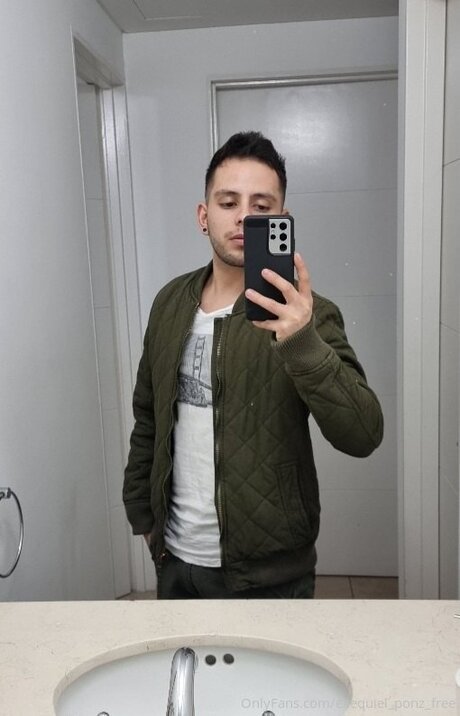 Exequiel Ponz Free