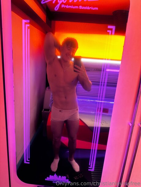 Christianlevine Straight