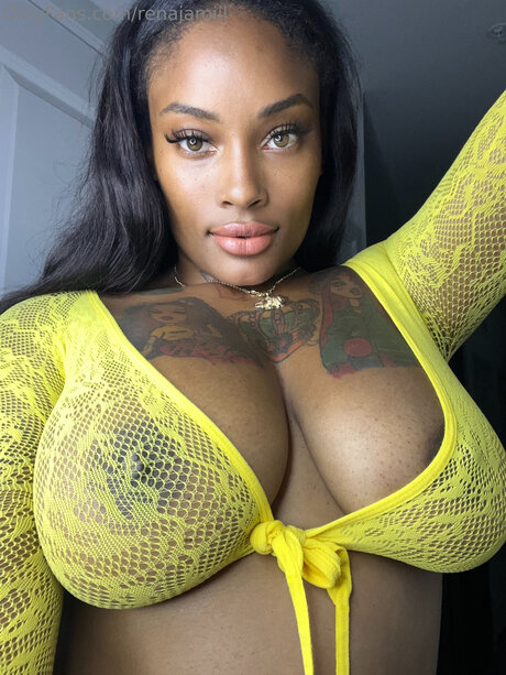 Naakte gelekte OnlyFans-foto van Yourfavgirlrw