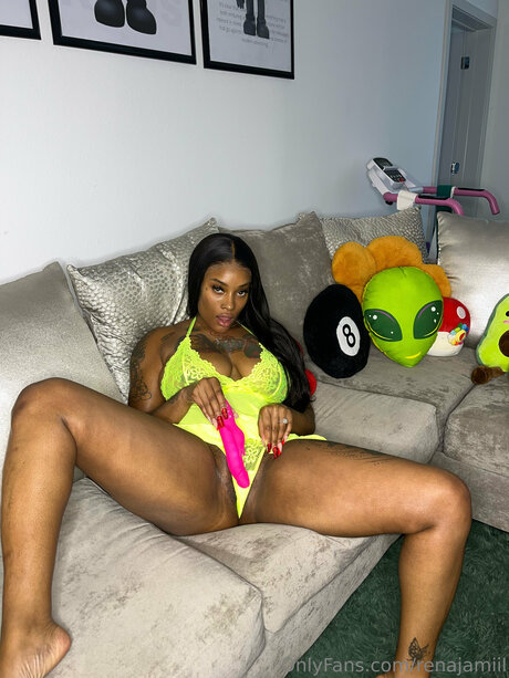 Yourfavgirlrw