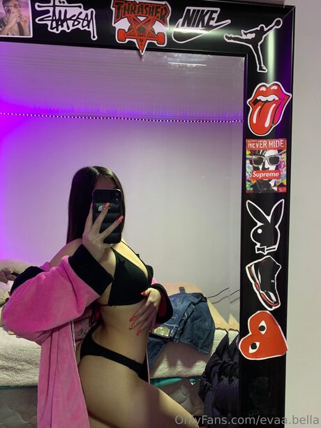 Evaa Bella