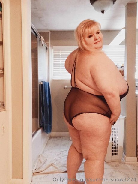 Naakte gelekte OnlyFans-foto van Summersnow1274