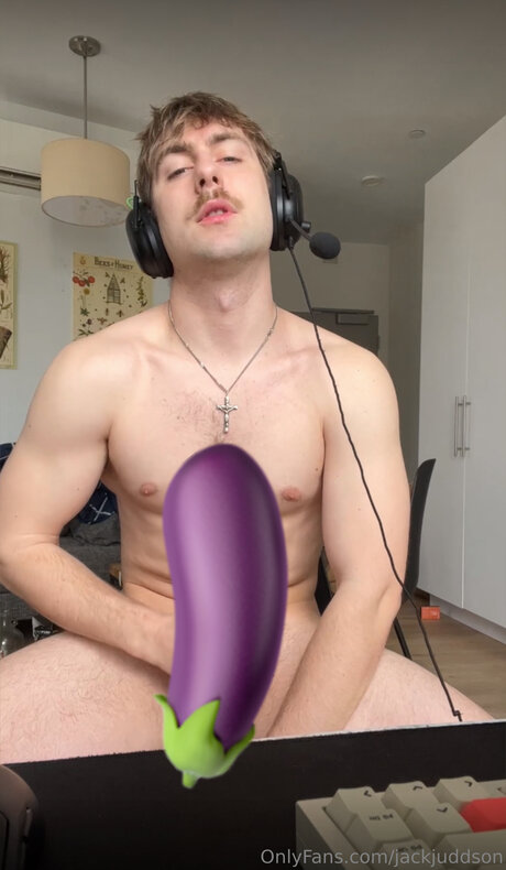 Naakte gelekte OnlyFans-foto van Jackjuddson
