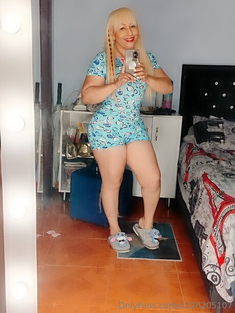 Naakte gelekte OnlyFans-foto van U328205107