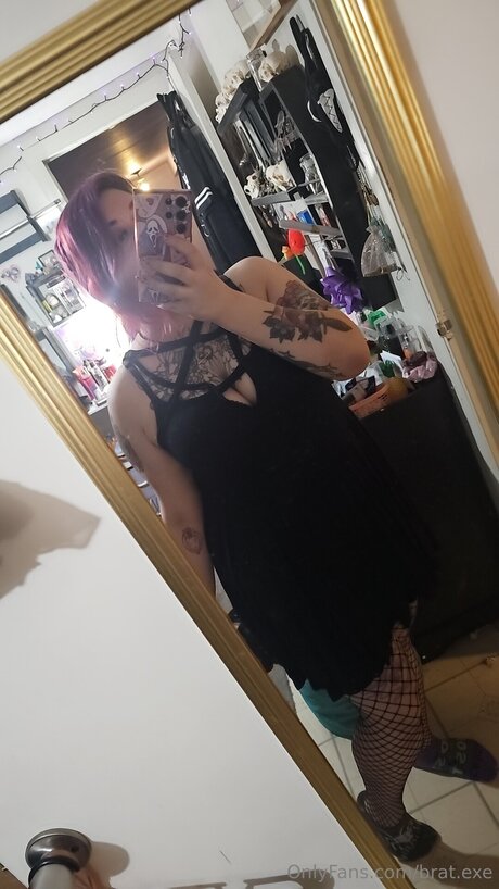 Bigtiddygothmommyuwu