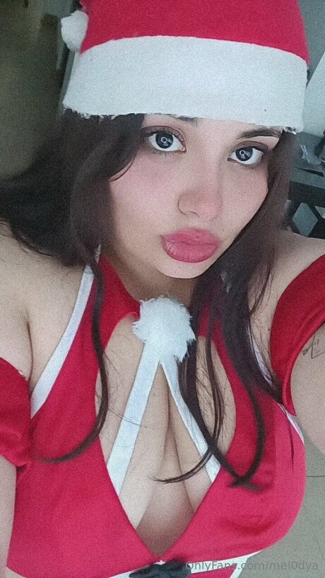 Naakte gelekte OnlyFans-foto van Mel0dya
