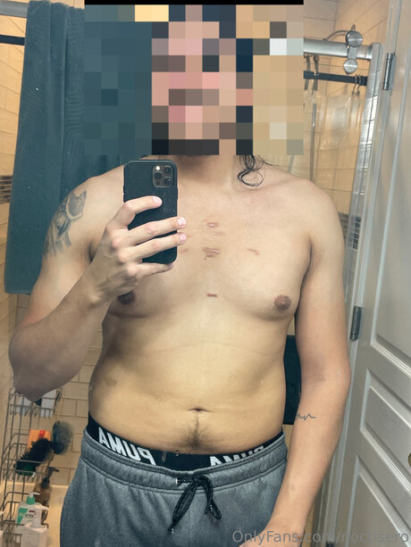 Naakte gelekte OnlyFans-foto van Noctisero