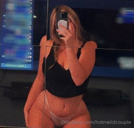 Hotnwildcouple