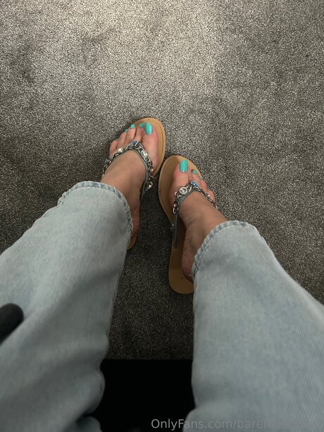 Barefootbaby1