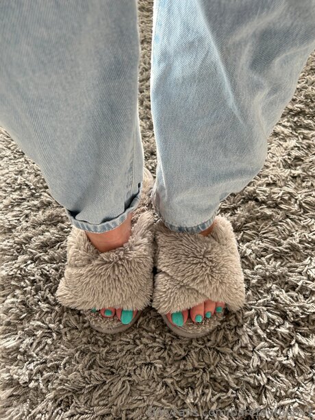 Barefootbaby1