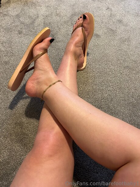 Barefootbaby1