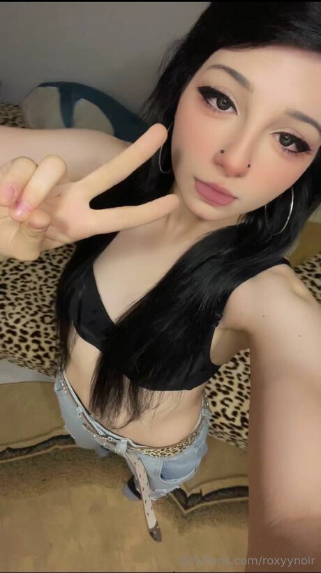 Roxyynoirrr