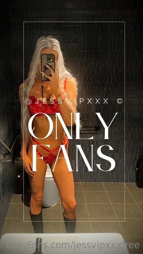 Naakte gelekte OnlyFans-foto van Jessfreexxx