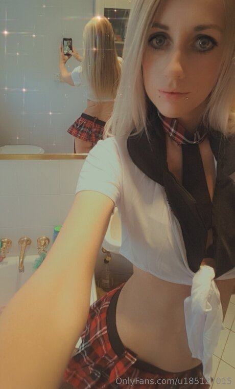 U185127015