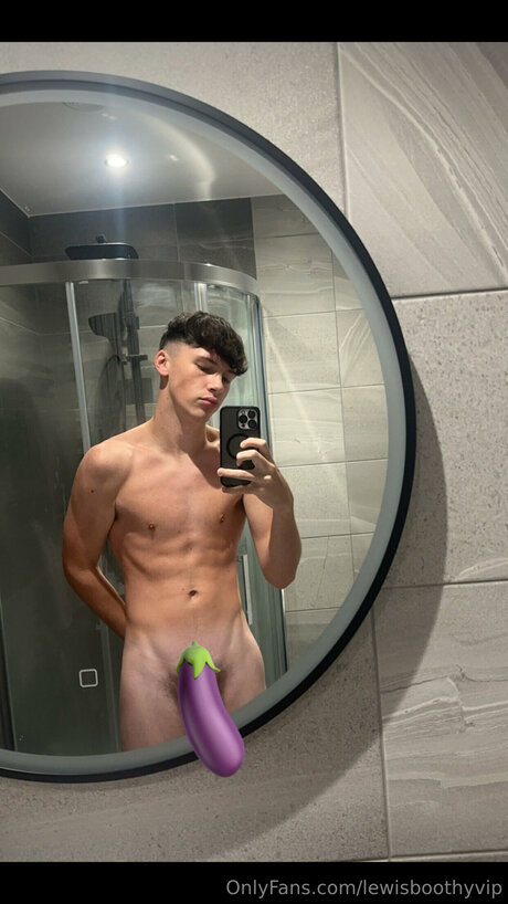 Lewisboothyvip